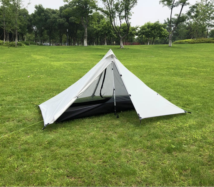 Portable camping pyramid tent